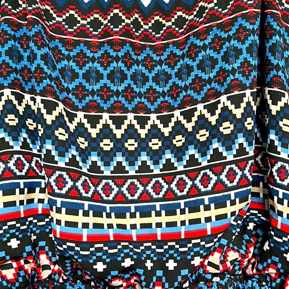 Multicolored Jumpsuit! Size M - Picture 6 of 6